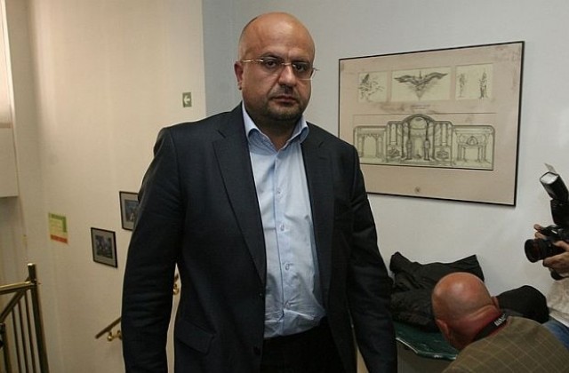 Огромен интерес към приемните на Камен Костадинов в Свищов и Павликени