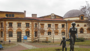 Общински съвет подкрепи кмета за продажбата на Чифте баня