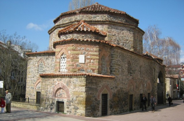 Изложби, концерти и филмови прожекции в културната програма на община Дупница