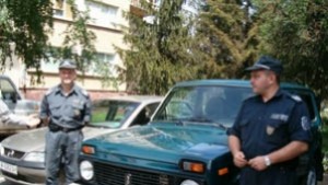 Два опита за неправомерна регистрация на автомобили