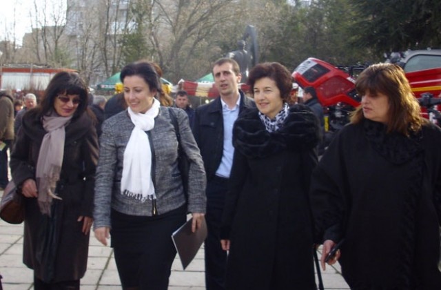 Няма опасност от зърнена криза след наводненията
