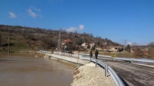 Нивото на Русенски Лом край Басарбово спада