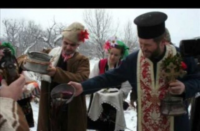 Празника на виното честват в Карлово и Първомай