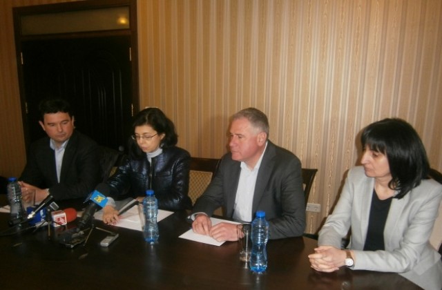 Меглена Кунева: Реформаторският блок трябва да се яви с общи кандидатури на местните избори