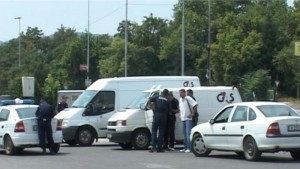 Служители на инкасо фирма плашат с протест