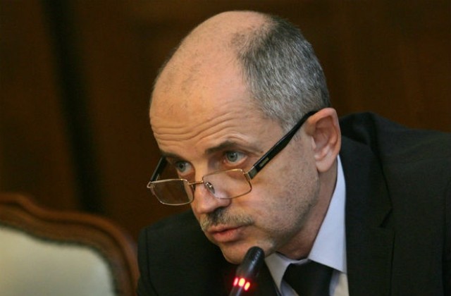 Не сечта на горите е причината за водните бедствия в страната, увери зам.-министър