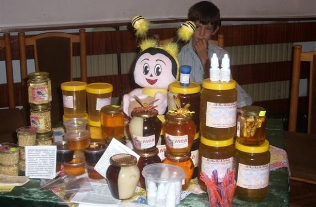 Св. Харалампий празнуват пчеларите