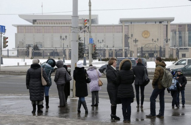 В Минск решават съдбата на Донбас