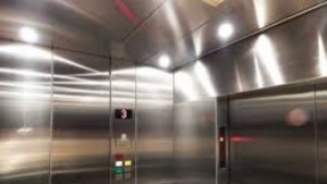 Инцидент с асансьор във варненска бизнес сграда