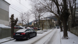 Слабият снеговалеж не създаде затруднения по пътищата в Шуменско