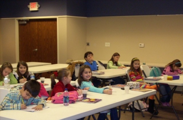 Образователният министър признал, че учебниците се нуждаят от редакция