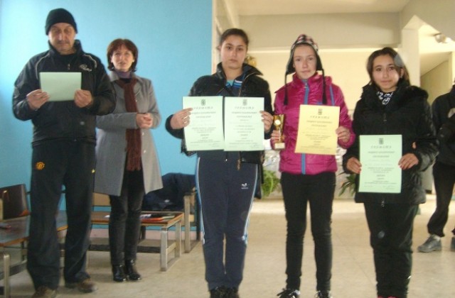 I ОУ и VII ОУ са най-добрите на тенис на маса