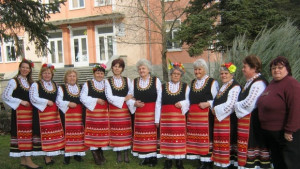 Певиците от Добри дял посрещат юбилей с нови носии