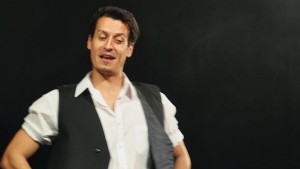 Двама млади актьори напускат разградския театър идват шестима
