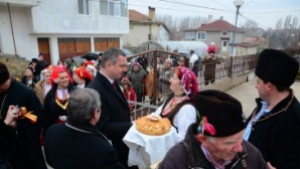 Село Тополи с нова канализация