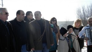 Владислав Николов празнува Трифон Зарезан с жителите на село Брестовец