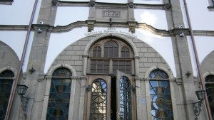 Тази вечер се приготвя традиционна вечеря с ястия от месо