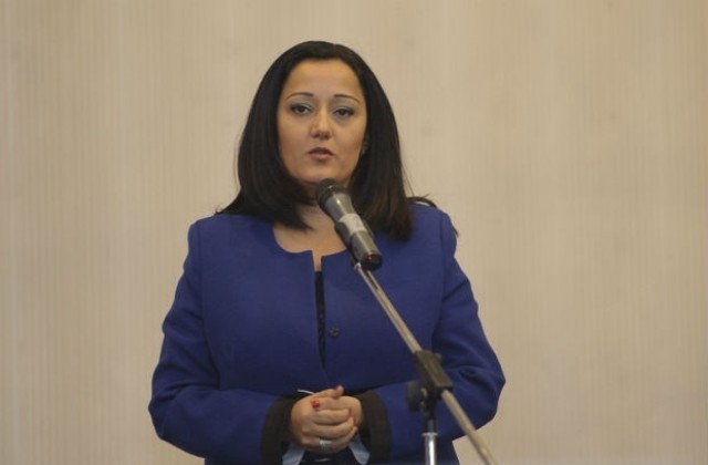 Министър Лиляна Павлова ще посети Велико Търново