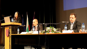 Министър Лиляна Павлова разясни програмата за саниране във В Търново