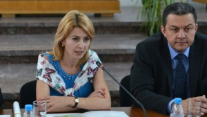 Със социологически проучвания оценяват мандатите на Таня Христова и Иван