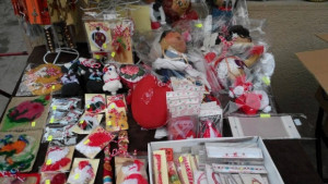 Младежи продават Мартеници за герои