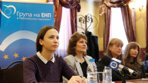 Евродепутат проведе дискусия за образованието във В Търново