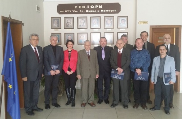 Центърът за развитие на ВТУ прие стратегия и план за работа