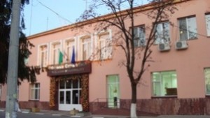 Чакат близо 900 хил лв от приходи през 2015