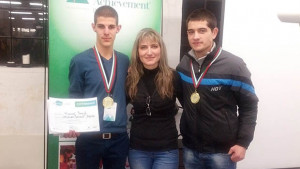 Ученици от Враца с атрактивно предложение за справяне със световната