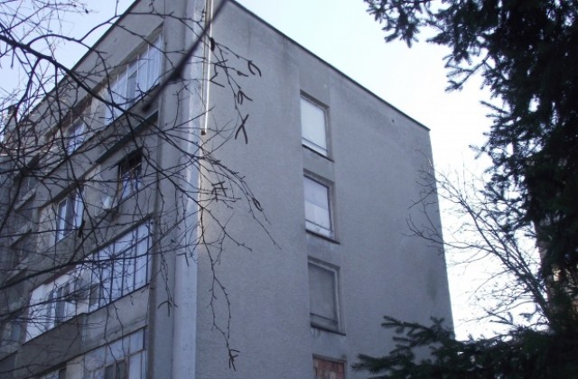Санират две жилищни сгради в Свищов по проект за енергийно обновяване