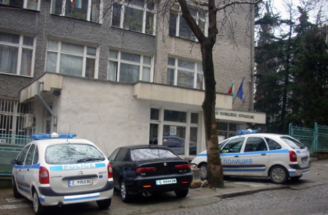 Два автомобила горяха в Сандански