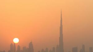 Дубай се вдъхнови от приказката ще строи висящ Град на