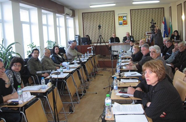 Общинският съвет прие бюджета на Община Мездра за 2015 г.