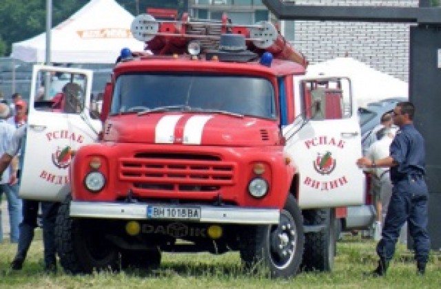 Дете с опасност за живота след пожар