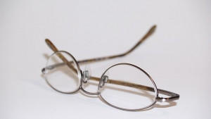 Раздават безплатни очила на здравно неосигурени в Бяла Черква