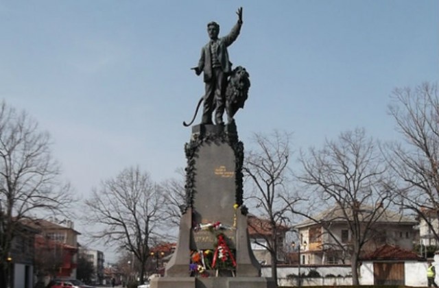 В Карлово почетоха паметта на Апостола на свободата