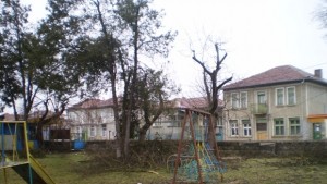 Община Севлиево с три проекта за ремонт на детски площадки