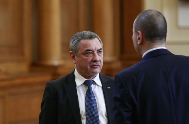 Комисия в НС начело с Валери Симеонов ще нищи състоянието на енергетиката