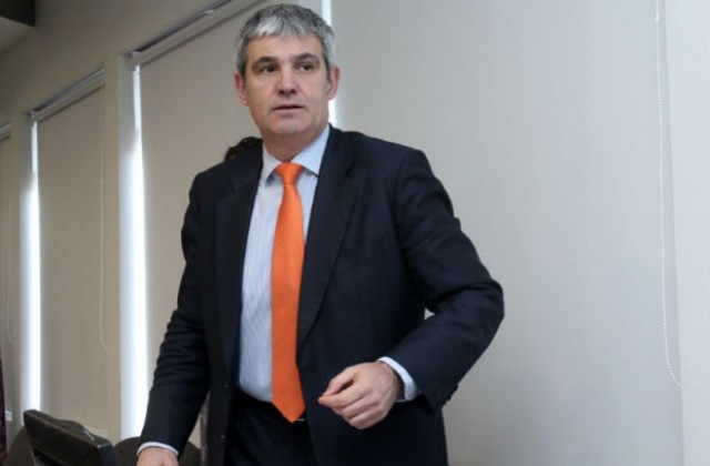 КНСБ ще натиска за по-високи заплати, зове „да се подостри синдикалното копие