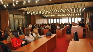 Бъдещи юристи разговаряха с кмета