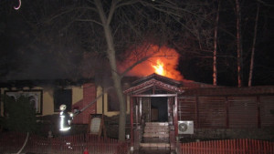 Пожар горя в заведение