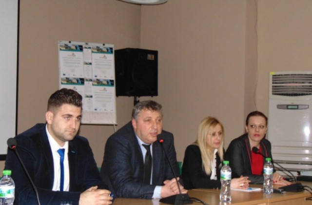 Евродепутатът Андрей Новаков в Кюстендил:Можем да се възползваме от близо 56 млн. евро за младежка заетост