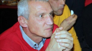 Отмениха присъдата за педофилия на самоубилия се футболен треньор