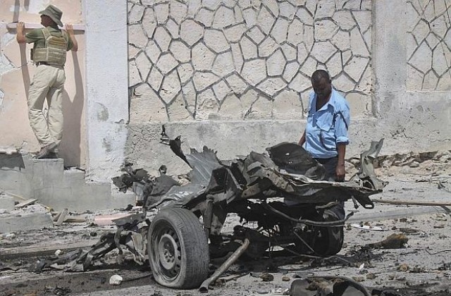 20 души, включително депутати, бяха убити от Аш Шабаб в Сомалия