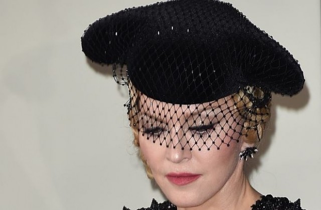 Мадона ще пропусне собственото си парти след Оскар-ите