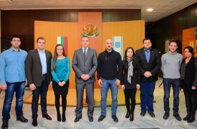 Кметът Иван Портних се срещна с екип от Националното представителство на студентските съвети