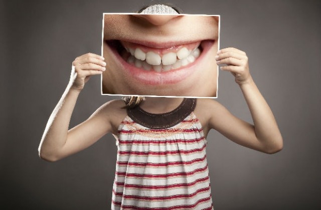 Специалисти: Родителите да водят децата на зъболекар поне веднъж годишно