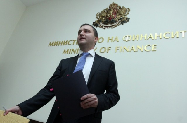 Горанов: Не говорим за поемане на дълг, а за дългосрочно наемане на консултанти