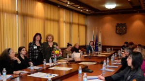 Педагози искат стратегия за съхраняване на психичното и духовно здраве