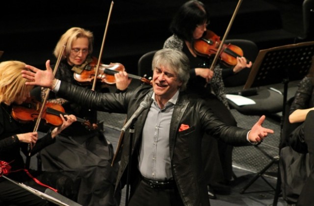 Орлин Горанов вдигна на крака търновци в МДТ К. Кисимов